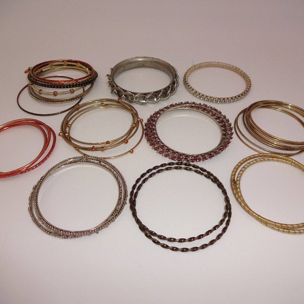 34 Bangle Bracelets Gold Tone Silver Tone Copper Tone Rhinestones Lot Set